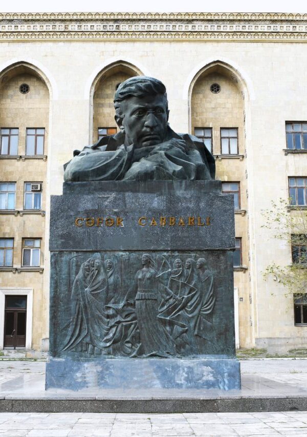 C cabbarli foto 600x853